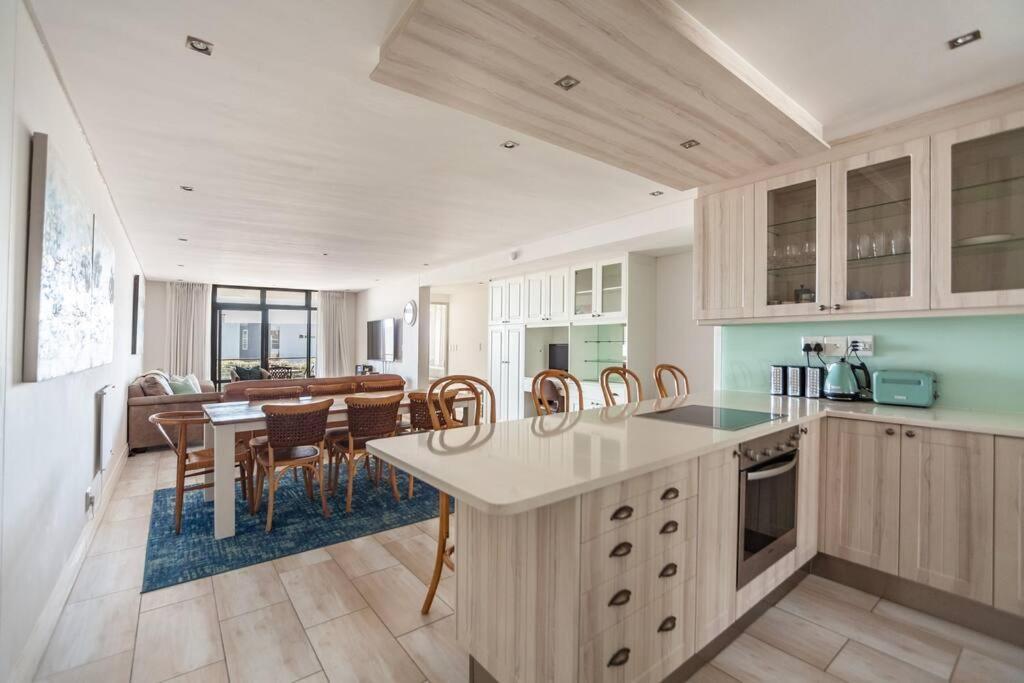 170 Eden On The Bay *